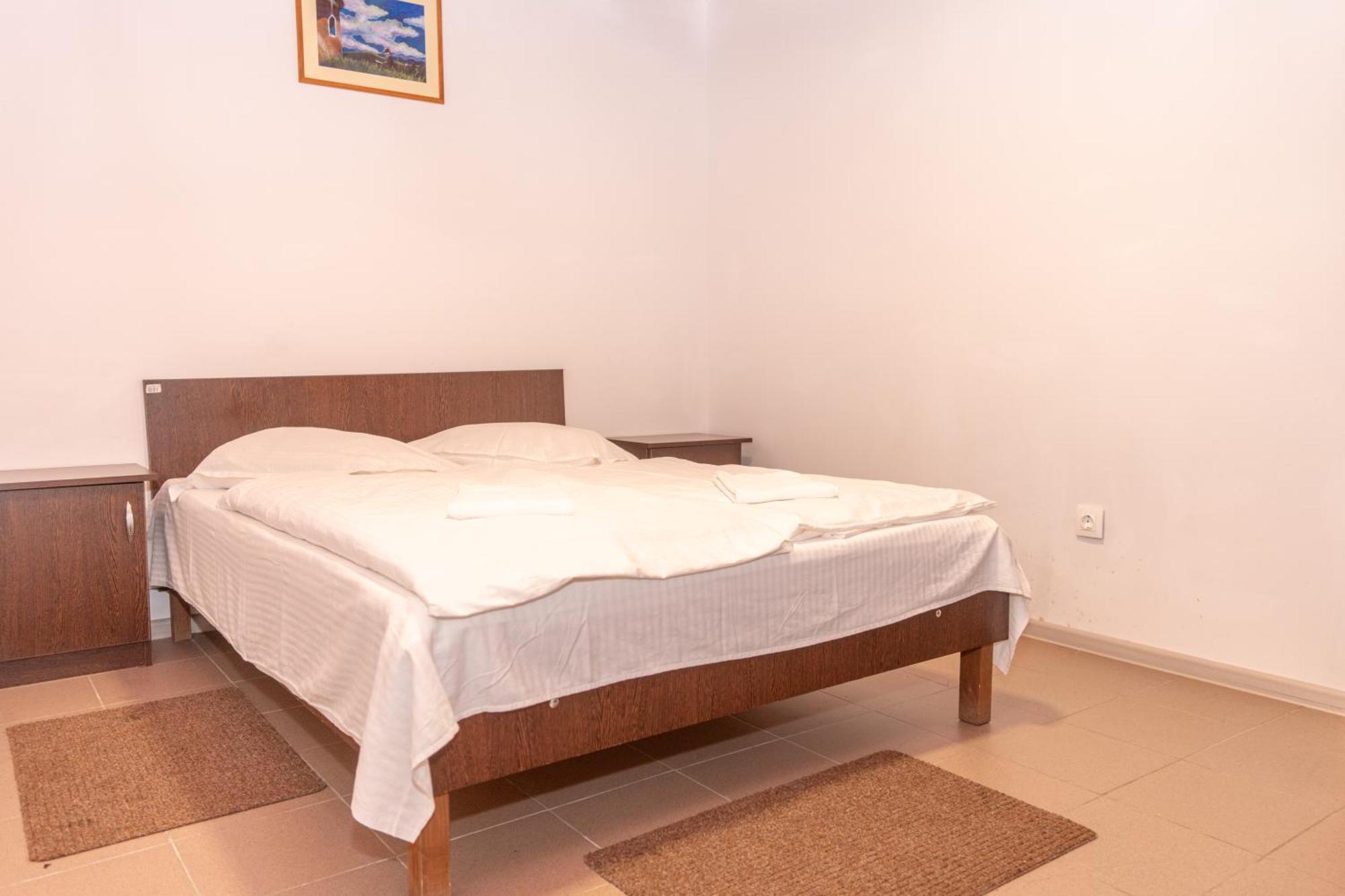 לאקו רוסו Vila Bradul מראה חיצוני תמונה